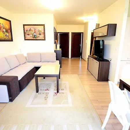 Victus Apartamenty, Okrzei Sopot