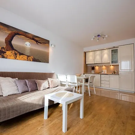Victus Apartamenty, Okrzei 公寓 索波特
