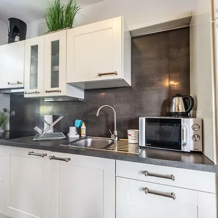 Victus Apartamenty, Okrzei Daire